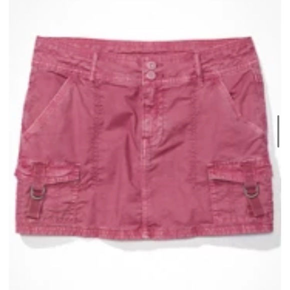American Eagle Outfitters Dresses & Skirts - American Eagle outfitters Pink Button Cargo Skirt